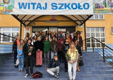 KLASA HUMANISTYCZNO-PEDAGOGICZNA W SP Nr 16 IM. WANDY SZUMAN W TORUNIU.