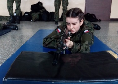 ZAJĘCIA STRZELECKIE - BROŃ PNEUMATYCZNA