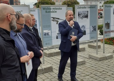 LEKCJA HISTORII W PLENERZE