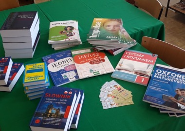 KSIĄŻKI OD FUNDACJI EMIC