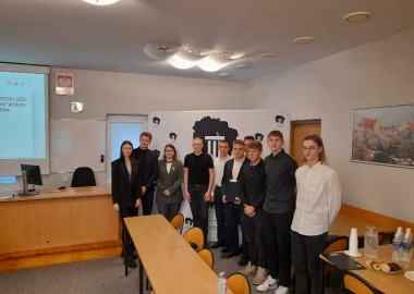 KUJAWSKO - POMORSKA LIGA DEBAT