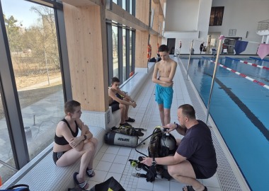 Kurs płetwonurkowy dla uczniów klasy 1A OPW